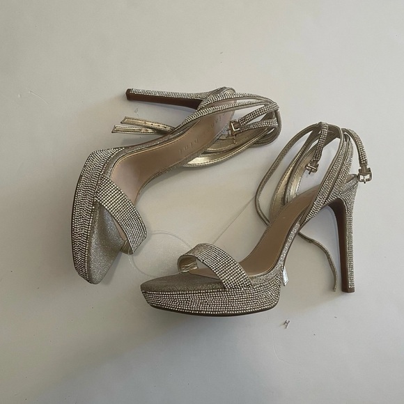 Gianni Bini Ankle Strap Jewel Embellished Glitter Platform Dress Sandals - Picture 4 of 5